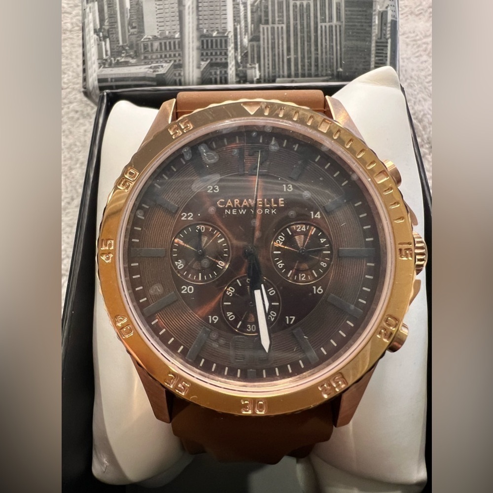 T010. NWT Caravelle New York Men's 44A102 Analog Display  Quartz Brown Watch